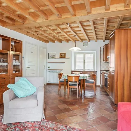 Casa de Férias Lakefront Suits