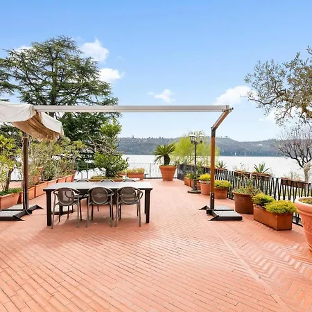 Casa de Férias Lakefront Suits Salò
