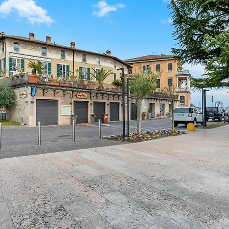 Casa de Férias Lakefront Suits Salò